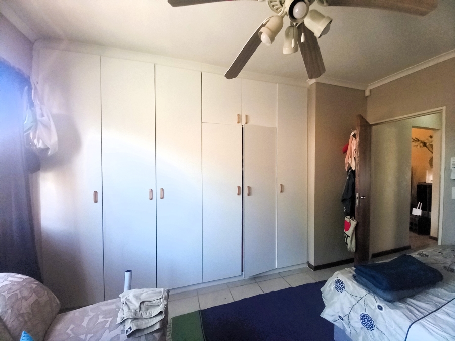 To Let 2 Bedroom Property for Rent in Jagtershof Western Cape